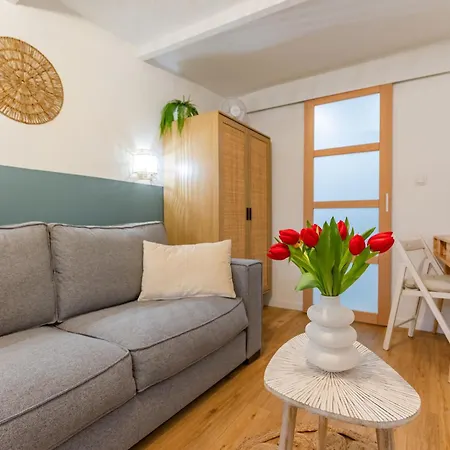 Apartment Cozy Centre Avec Parking *