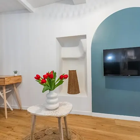Cozy Centre Avec Parking Grasse